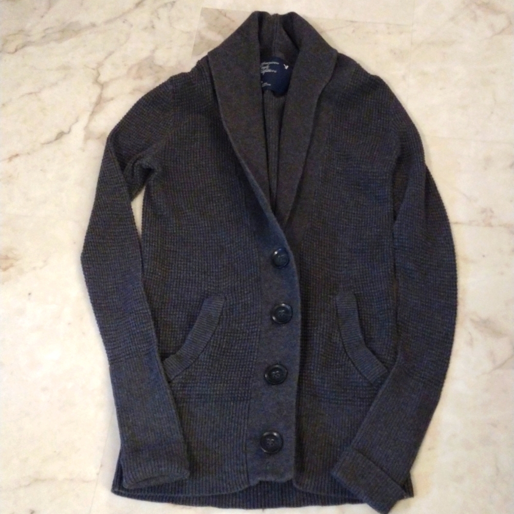 American Eagle Outfitters Cardigan sweater.